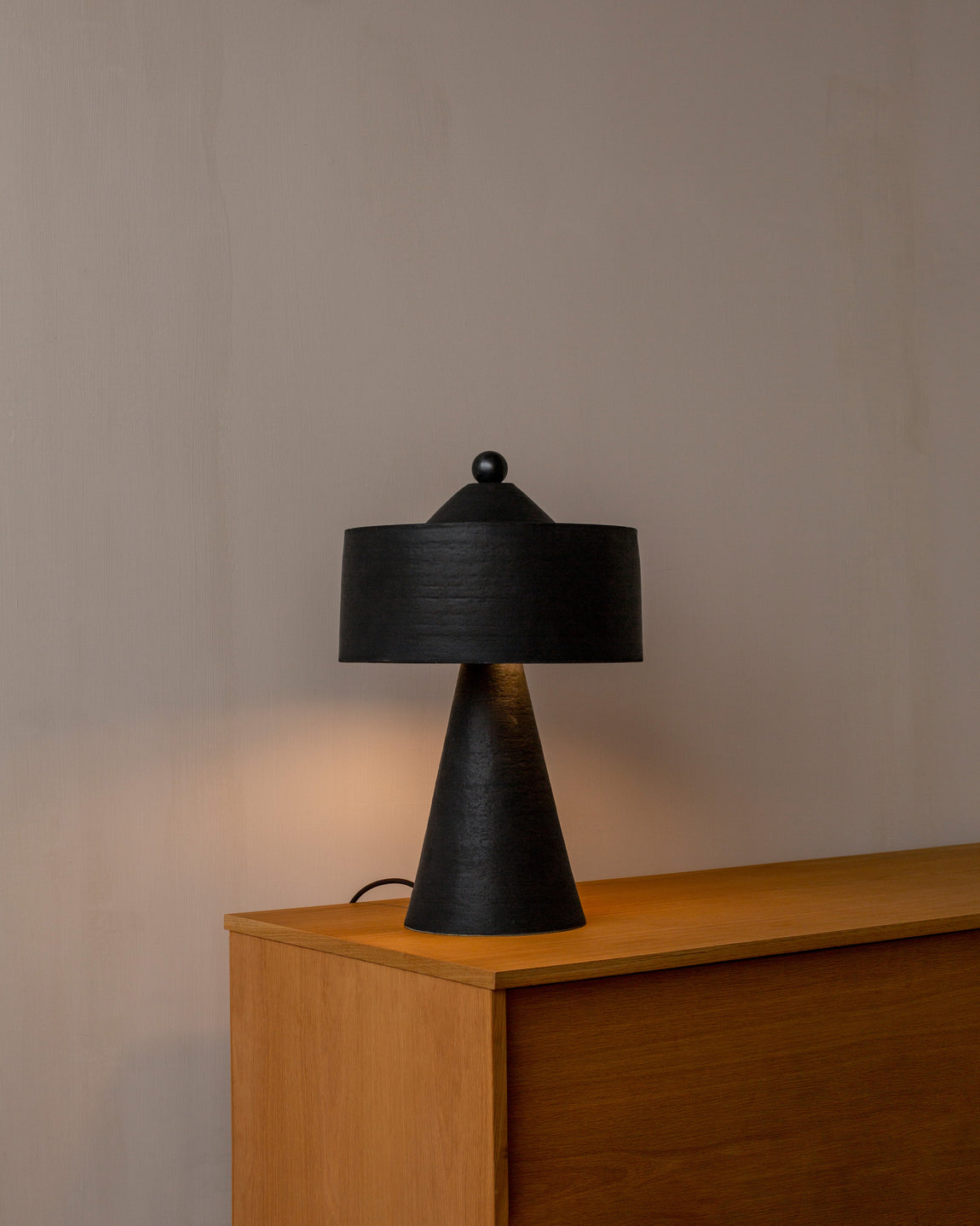 Helena Table Lamp // Anthracite / Blackened Brass